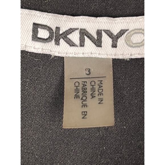 DKNY Women’s Black Romper Shorts Outfit Size 8 Elegant One Piece Excellent - Picture 2 of 8